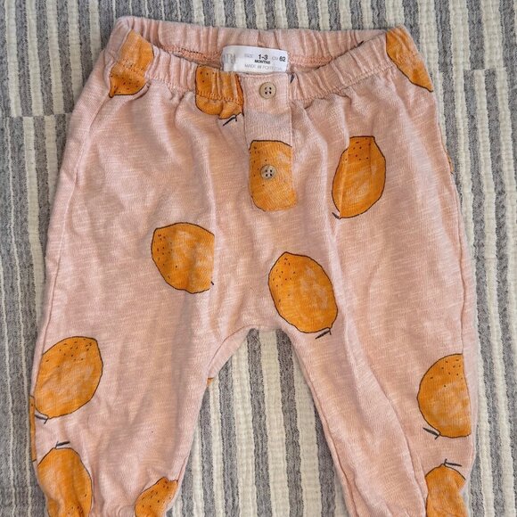Zara Orange Fruit Jogger Pants - Picture 1 of 2